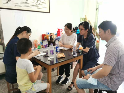 家校共育新探索 金山小學(xué)校長(zhǎng)兩日走訪11%新生家庭，啟動(dòng)家庭教育咨詢(xún)服務(wù)